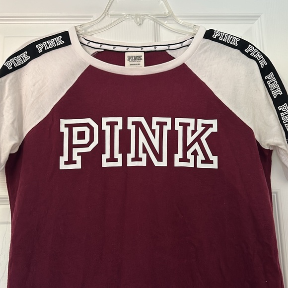 🤍PINK Victoria’s Secret Like New Size Small Tee🤍 - Picture 3 of 6